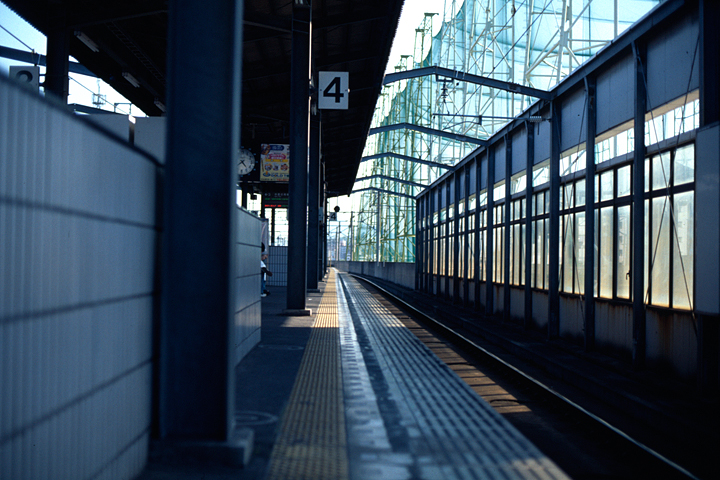 photograph, 2006 | Sakaide Sta. | 坂出駅