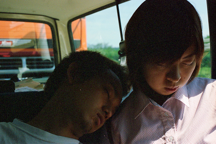 photograph, 2002 | Hachioji – Yatsugatake | 八ヶ岳行, 車中