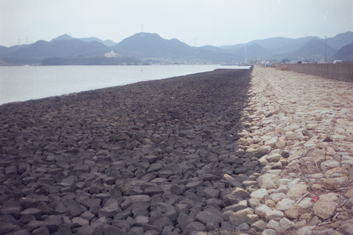 photograph, 2012 | Kojima-wan, Chikko, Tamano | 児島湾, 築港, 玉野