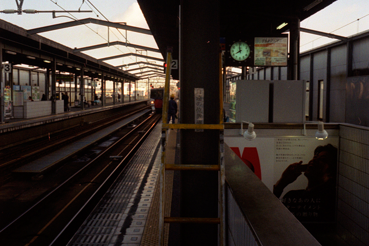 photograph, 2008 | winter, Yosan Line, Sakaide Sta. | 冬, 予讃線, 坂出駅