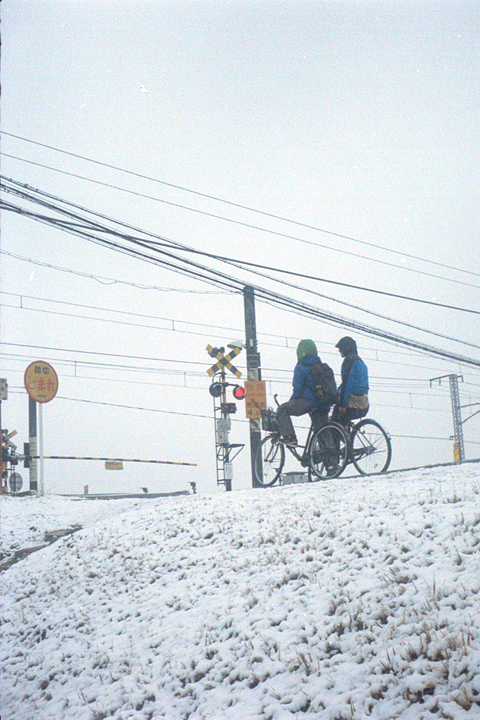 photograph, 2014 | winter, snow day, railway crossing, Sanyo Main Line, Heidan, Okayama | 冬, 雪の日, 踏切, 山陽本線, 兵団, 岡山