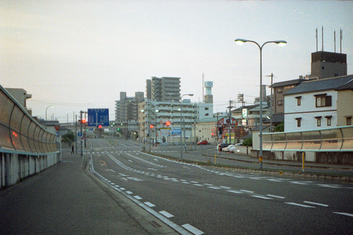 photograph, 2009 | spring, morning, Yamato-cho, Okayama | 春, 早朝, 大和町, 岡山
