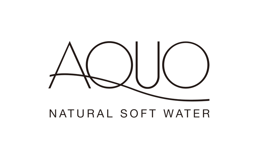 logotype design, natural water, lettering | 天然水ブランドのロゴタイプ, 幾何学的描線とゆるい波線の構成, レタリング | [AQUO]