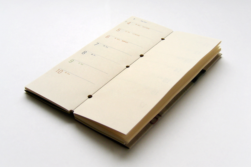 detail, book design | 水平にベタ開きする見開き, ブックデザイン