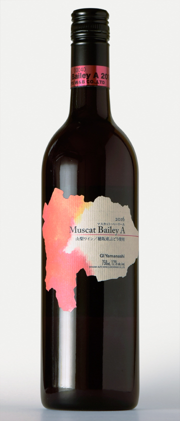 graphic design, bottle wine label | ボトルワインの商標ラベル, 山梨県の形状に切抜いたラベル, 通常熟成, 商品画像, 赤ワイン